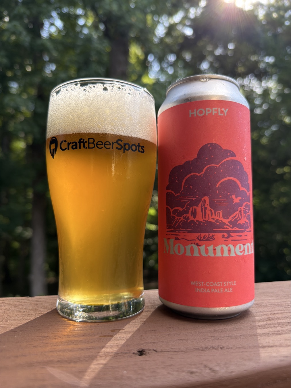 CraftBeerSpots photo of Hopfly Monument can and beer